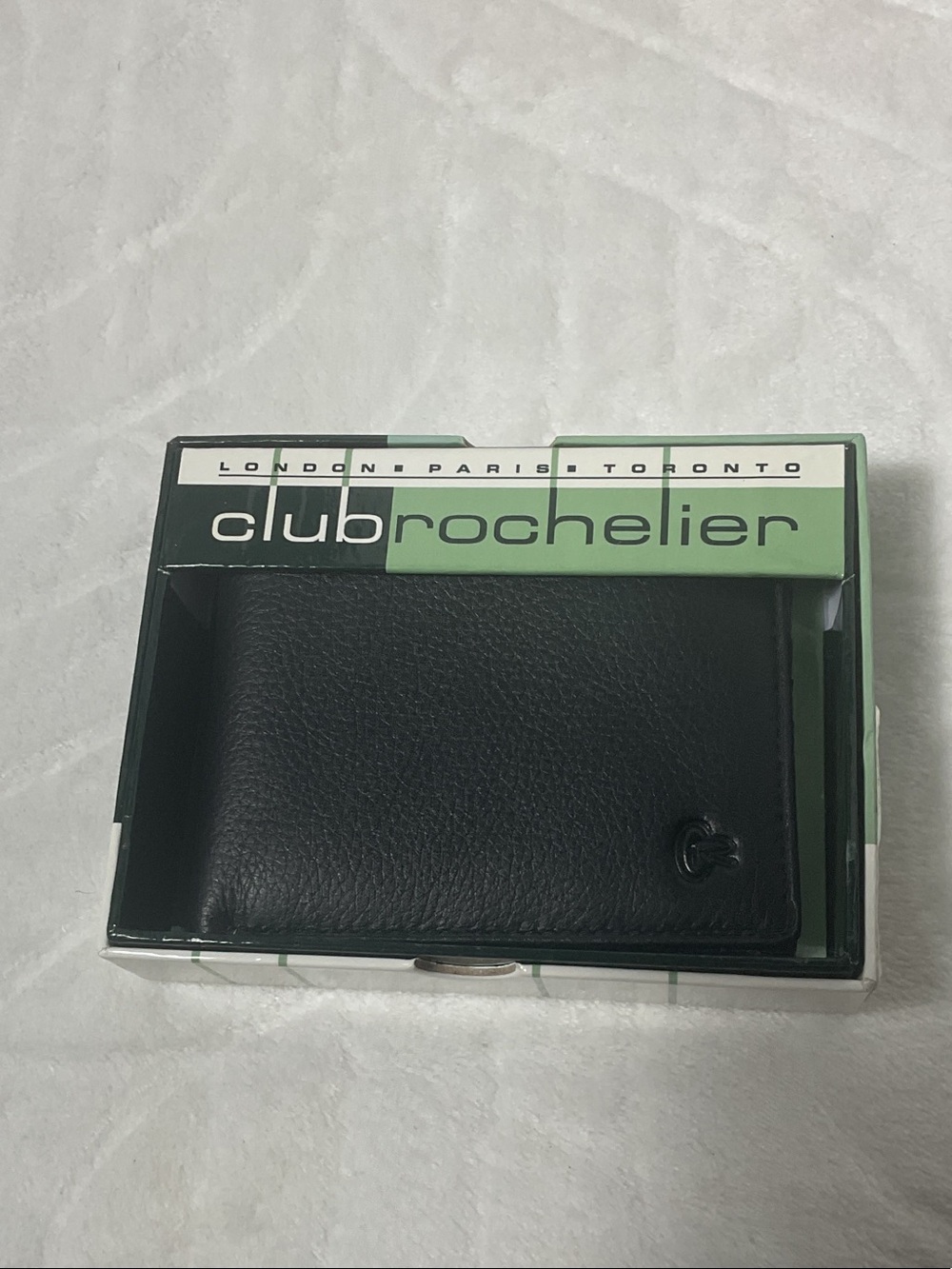 Men's Black Leather Bi-Fold Wallet